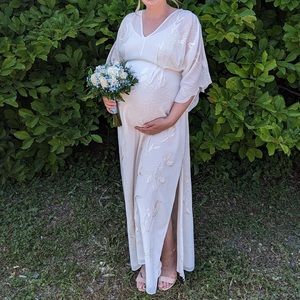 Hope & Ivy Maternity Ivory Dress